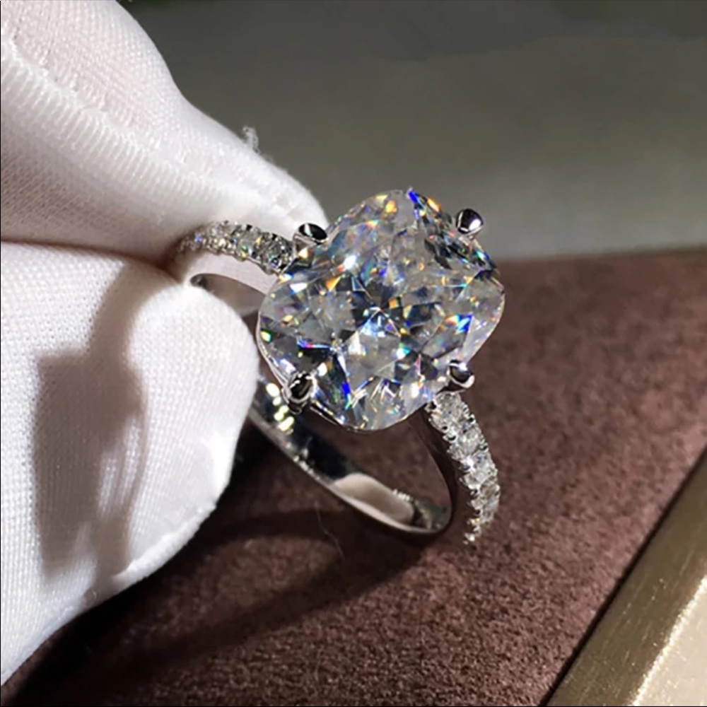 New Women’s 925 Silver Engagement Diamond Ring - Picture 2 of 6